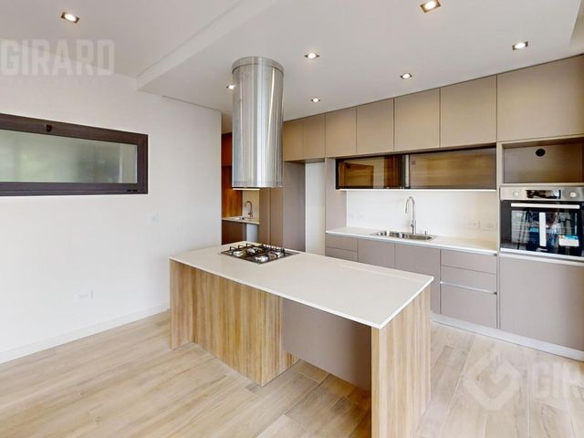 place photo 52