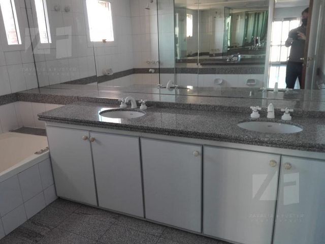 place photo 24