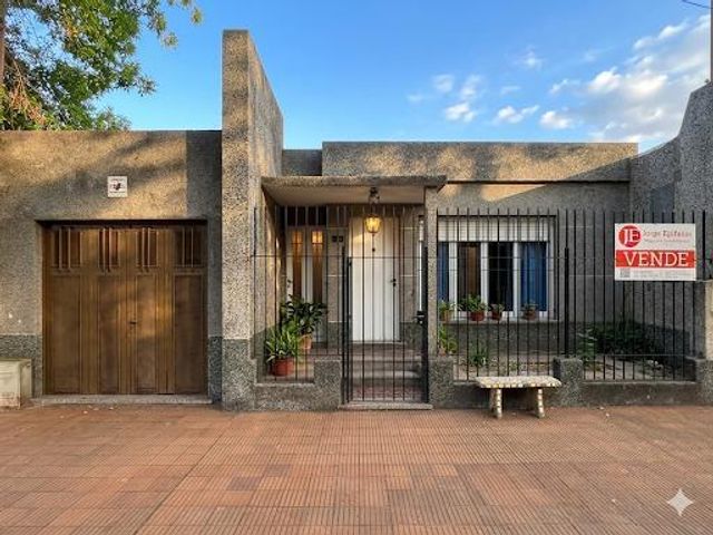 Casa en Junin zona club Sarmiento