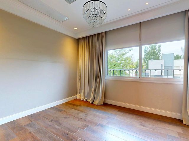 place photo 56