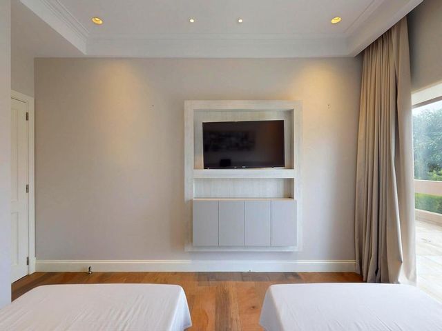 place photo 54