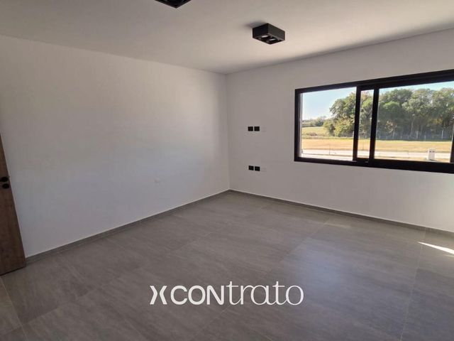 place photo 83