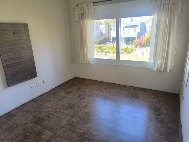 place photo 61