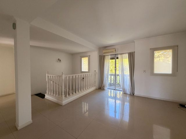 place photo 57