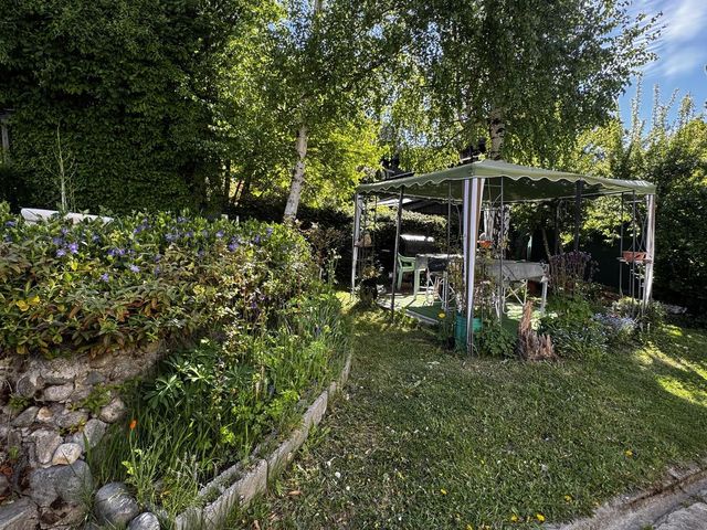 place photo 62