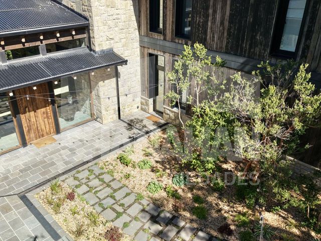 place photo 88