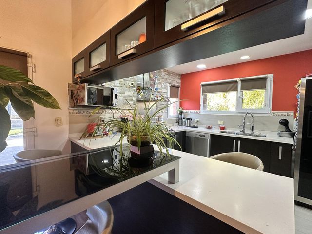 place photo 53