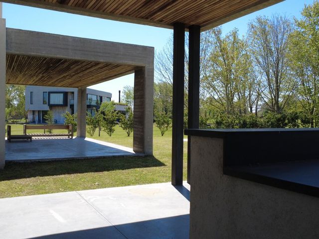 place photo 39