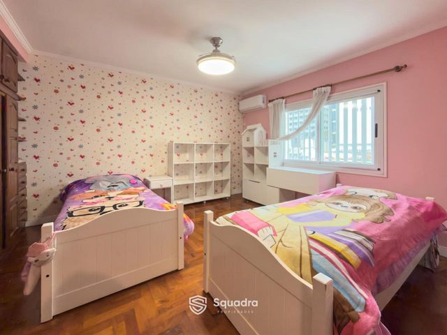 place photo 52