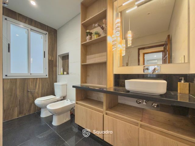 place photo 47