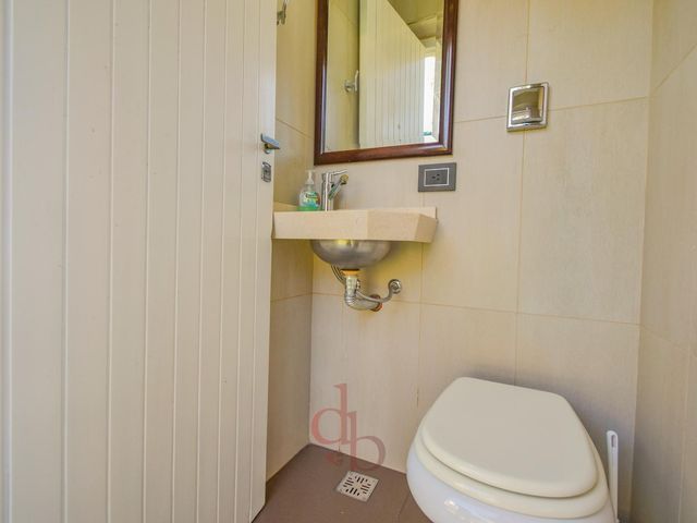 place photo 50