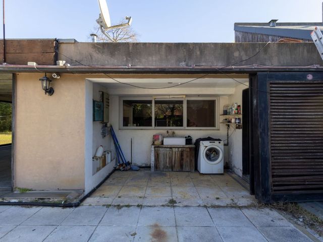 place photo 50
