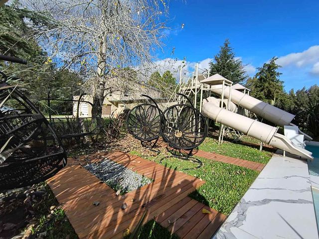 place photo 48