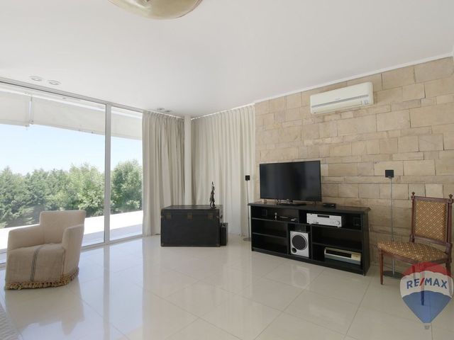 place photo 62