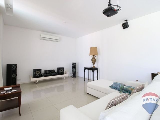 place photo 44