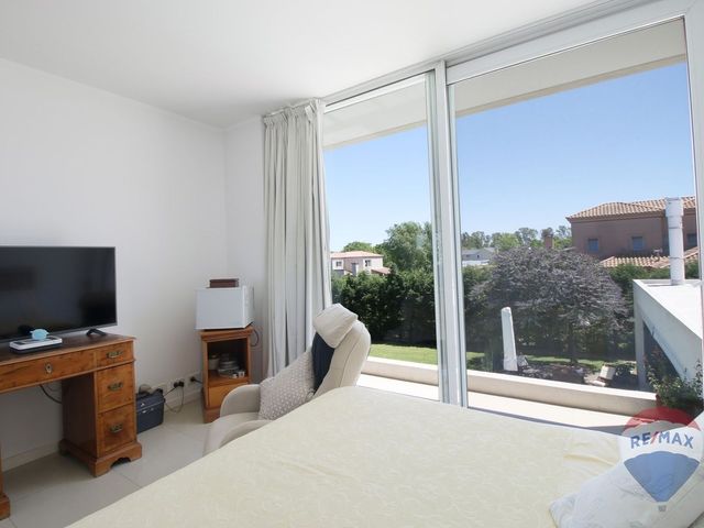 place photo 71