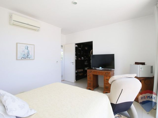 place photo 70