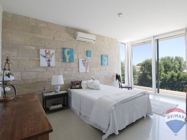 place photo 77