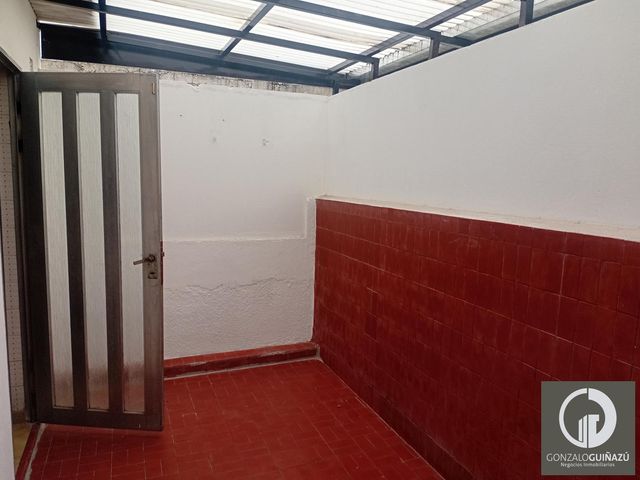 place photo 34