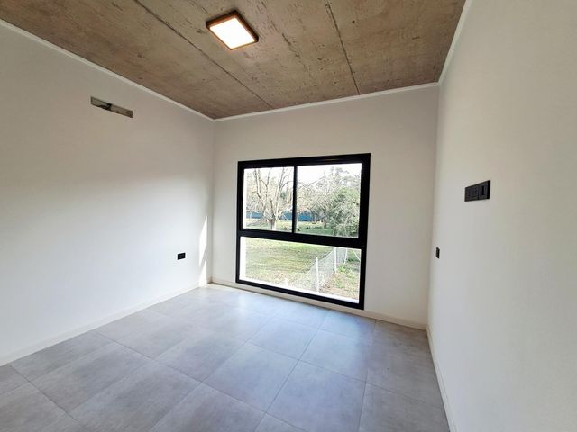 place photo 51