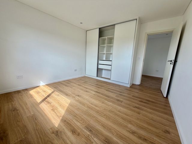 place photo 52