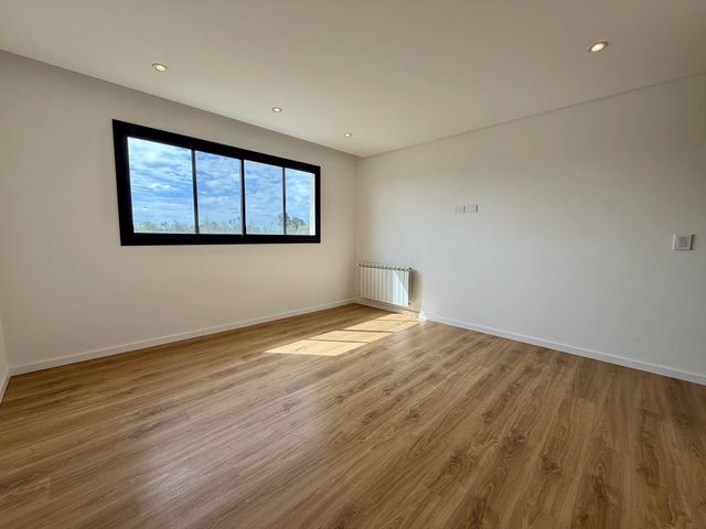 place photo 50