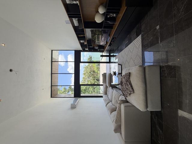 place photo 49