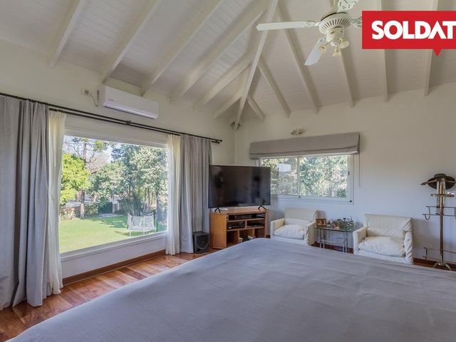 place photo 50