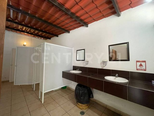 place photo 32