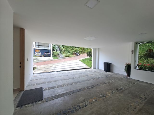 place photo 50