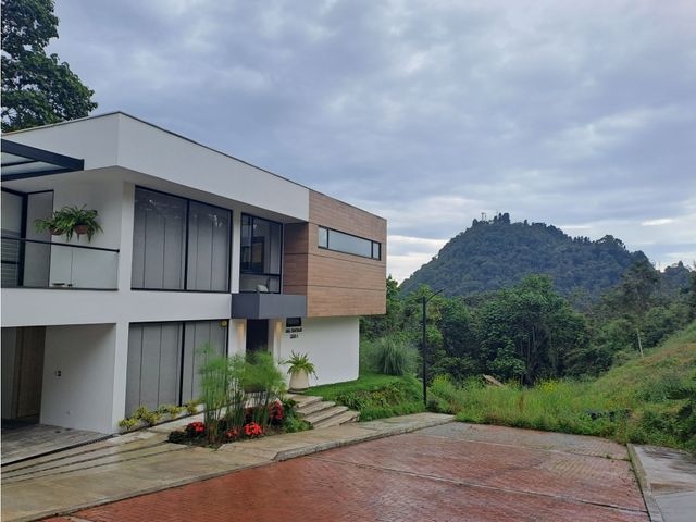 place photo 48