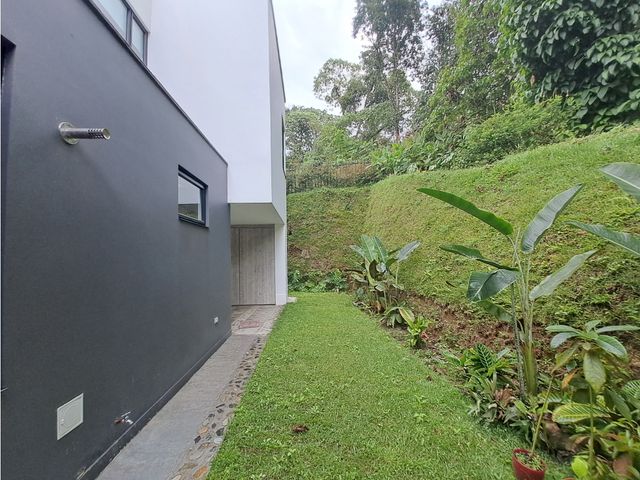 place photo 64