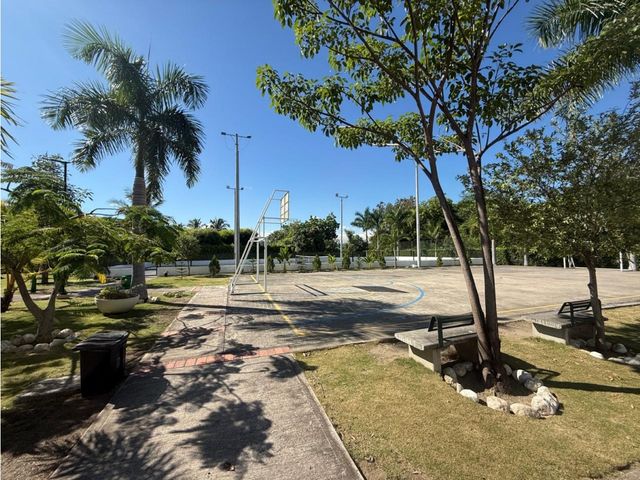 place photo 21
