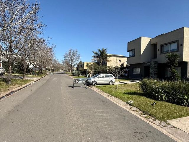 place photo 43