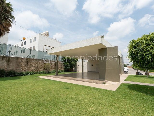 place photo 30