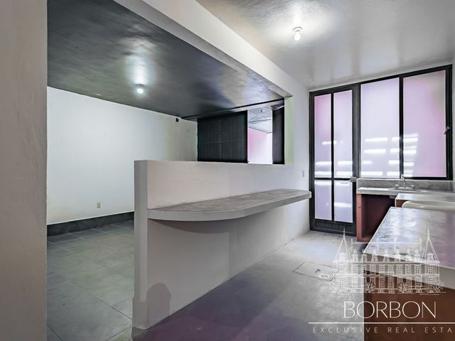 place photo 48