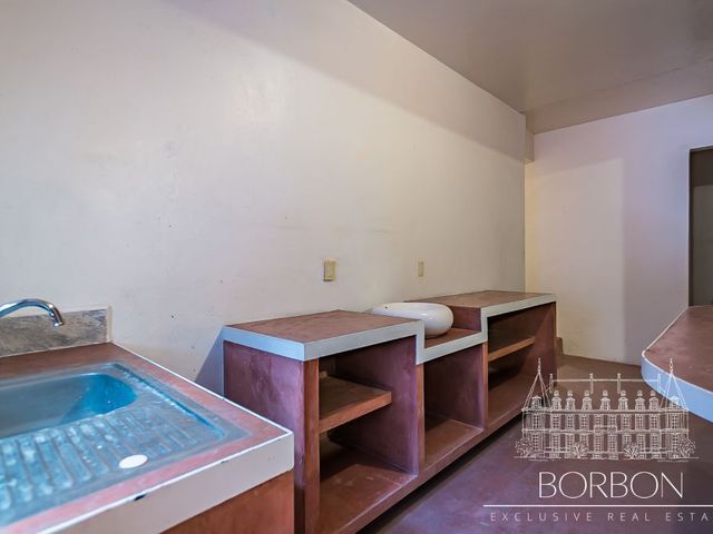place photo 49