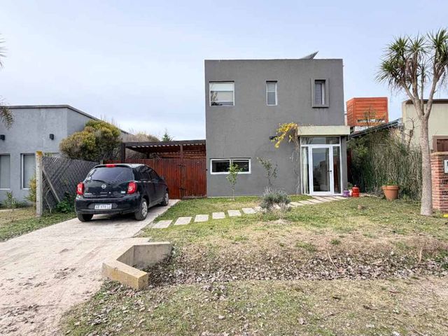 place photo 80