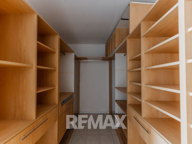 place photo 48