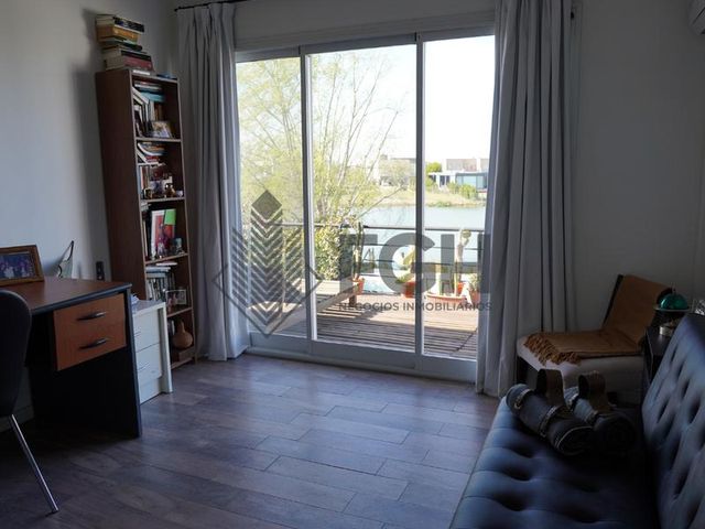 place photo 48