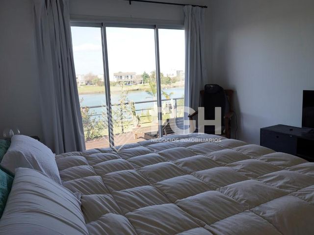 place photo 49