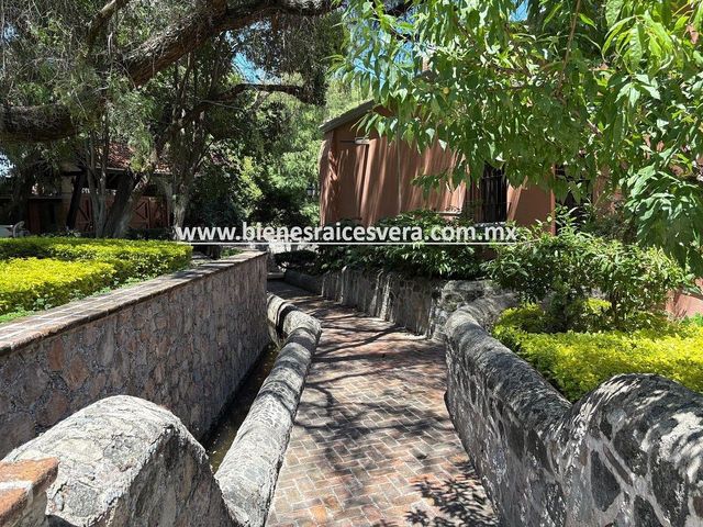 place photo 51