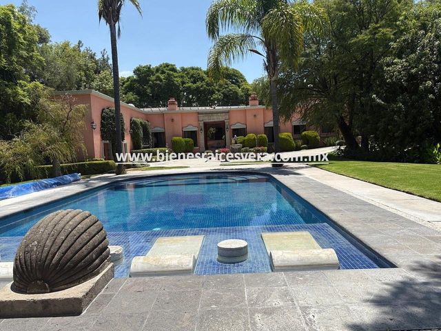 place photo 40