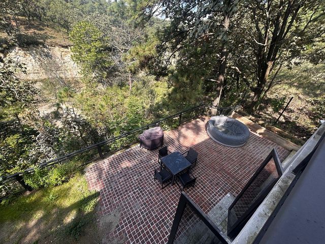 place photo 25