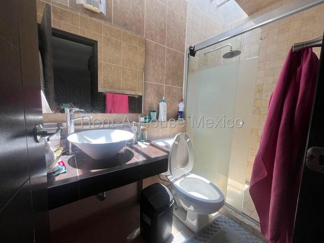 place photo 28