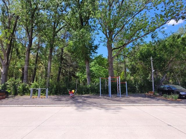 place photo 36