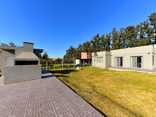 place photo 73
