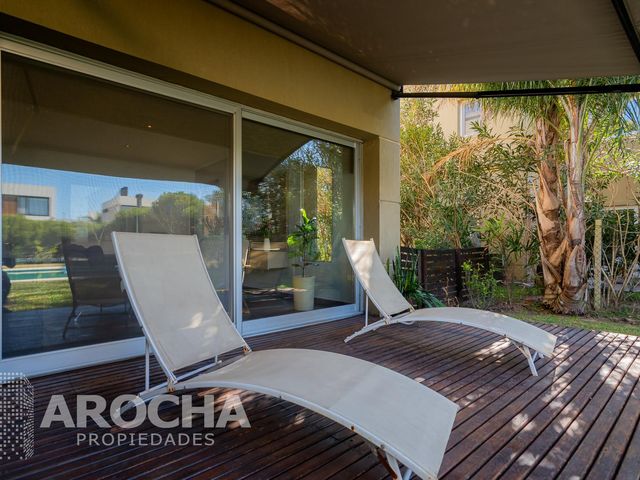 place photo 49
