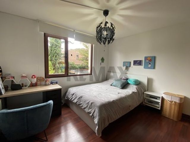 place photo 66