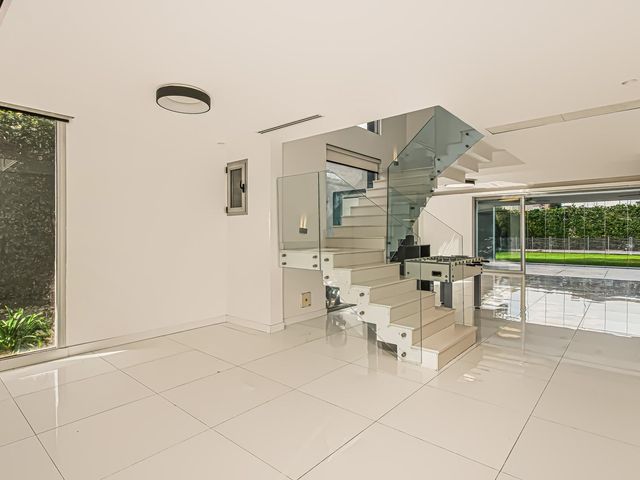 place photo 51